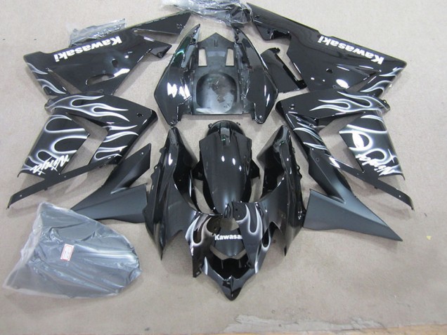 Black with White Flame 2003-2005 Kawasaki Ninja ZX10R Fairings Black with White Flame 2003-2005 Kawasaki Ninja ZX10R Fairings