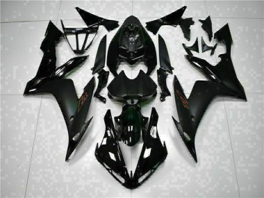 Black 2004-2006 Yamaha YZF R1 Fairings