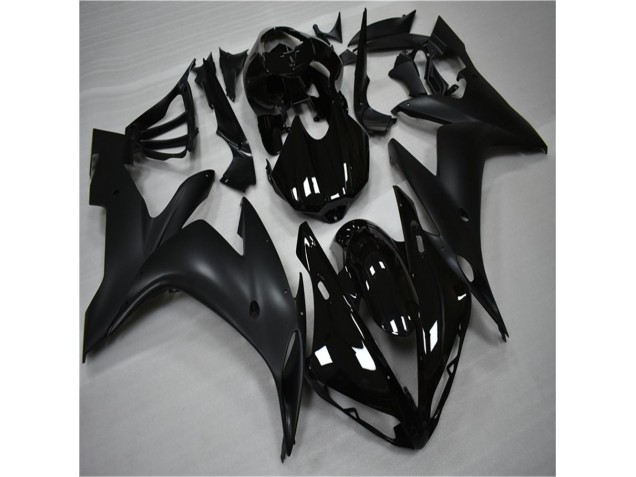 Glossy Matte Black 2004-2006 Yamaha YZF R1 Fairings