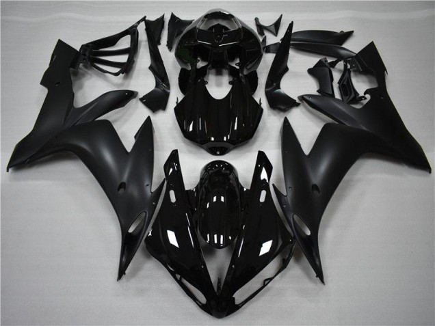 Glossy Matte Black 2004-2006 Yamaha YZF R1 Fairings